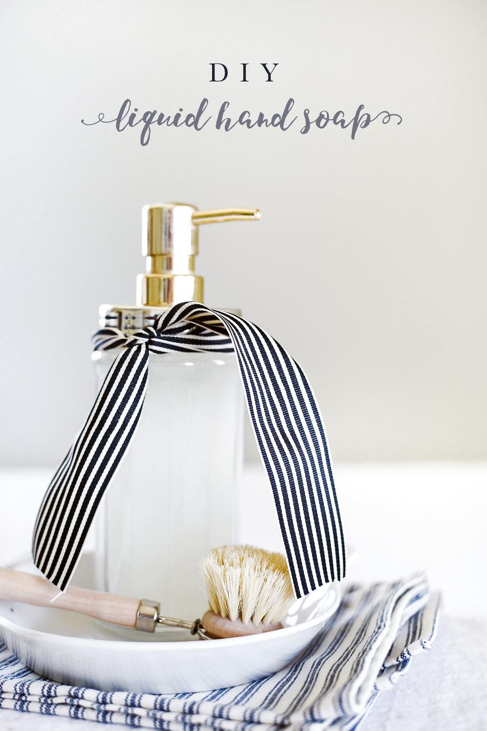 Make this DIY liquid hand soap with a few simple ingredients! boxwoodavenue.com