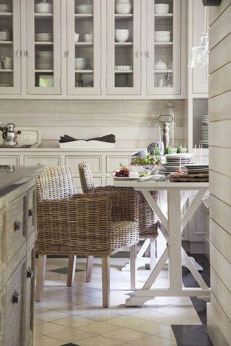 Woven Dining Chairs in Farmhouse Kitchen | Moutarde Decor