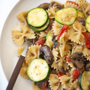 Farfalle with Zucchini, Mushrooms, and Cherry Tomatoes