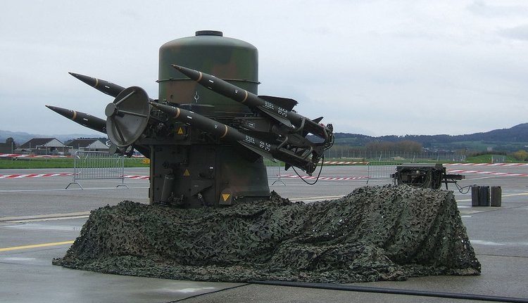 Rapier surface-to-air anti-aircraft missile system launcher.