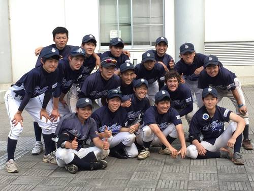 Photo of the CU baseball team taken after our qualification game (equivalent to playoffs) in June '15. They won in their division. Daichi Hibi is the second player from the right in the bottom row. 