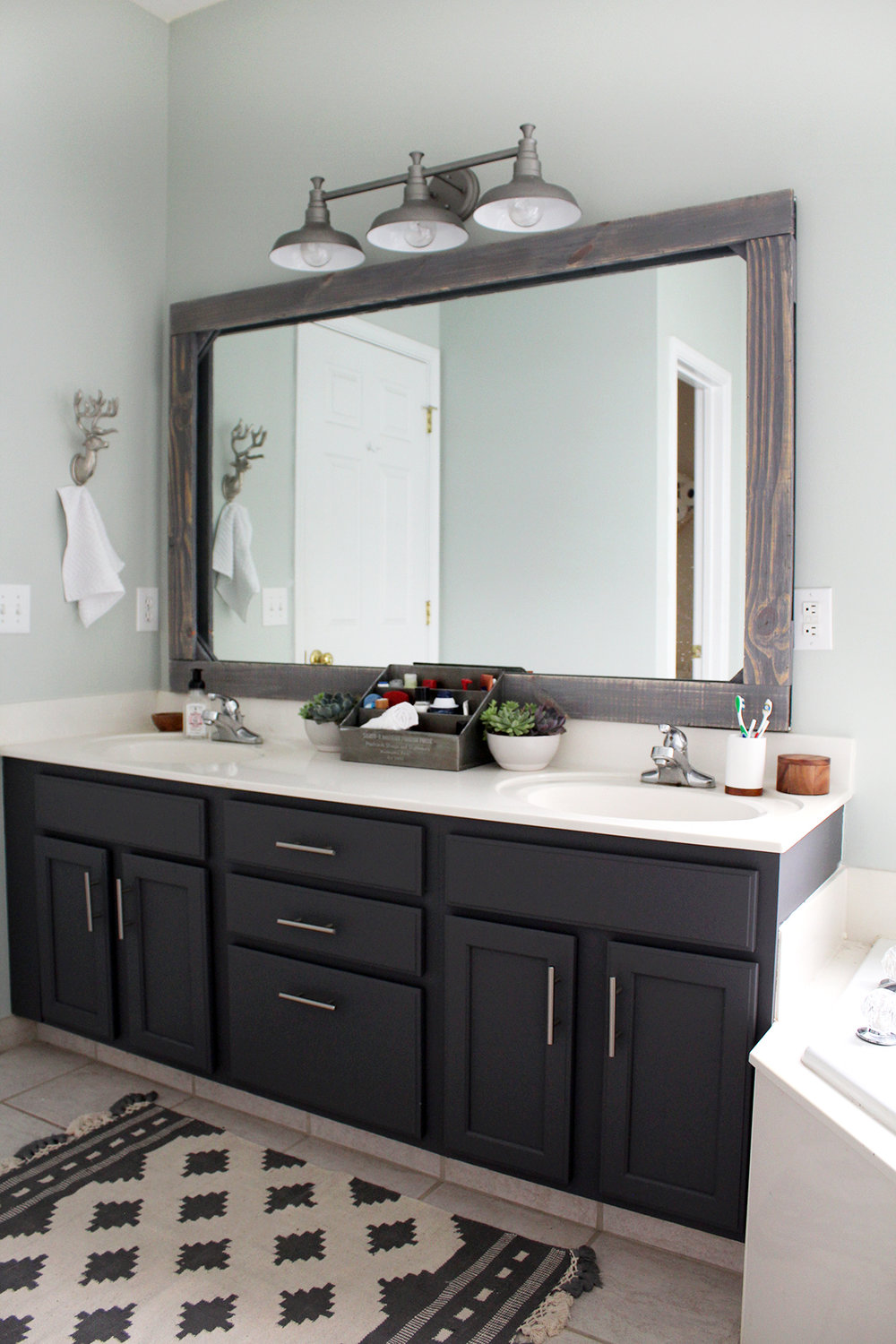 bathroom vanity painted with sherwin williams peppercorn
