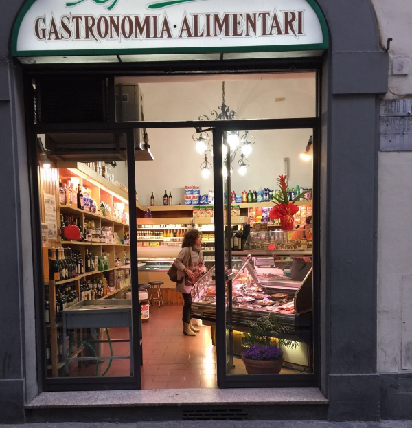 Shops like these are everywhere.  This was me provisioning on our first night in Florence.