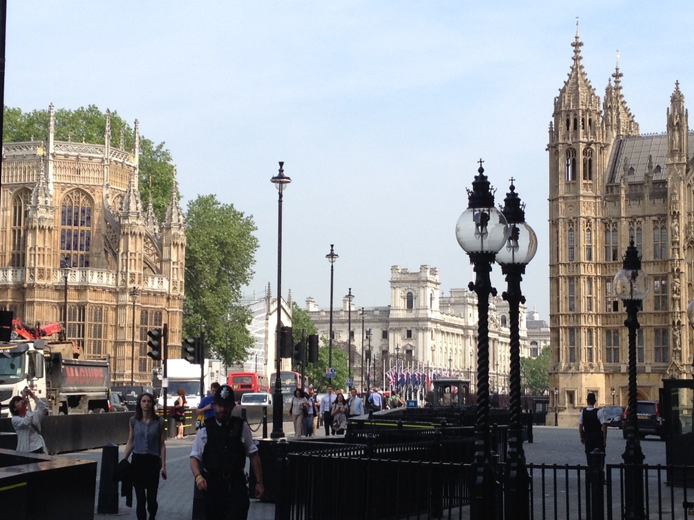  Views of Westminster Abbey (on the left) and the Houses of Parliament (on the right) 