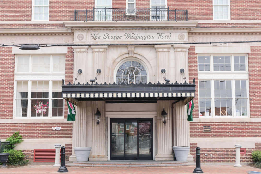 A Classic George Washington Hotel Wedding - Photography by Marirosa