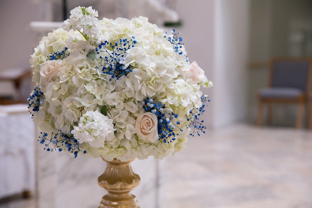 White and Blue Church Wedding Decor-Floral - A Blue + Gold Rancho El Toro Courtyard Wedding - Oana Foto