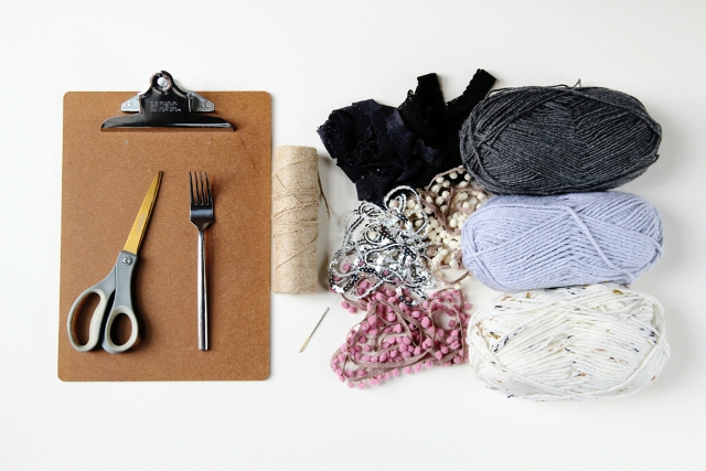 Materials needed to make a Diy Mini Weaving