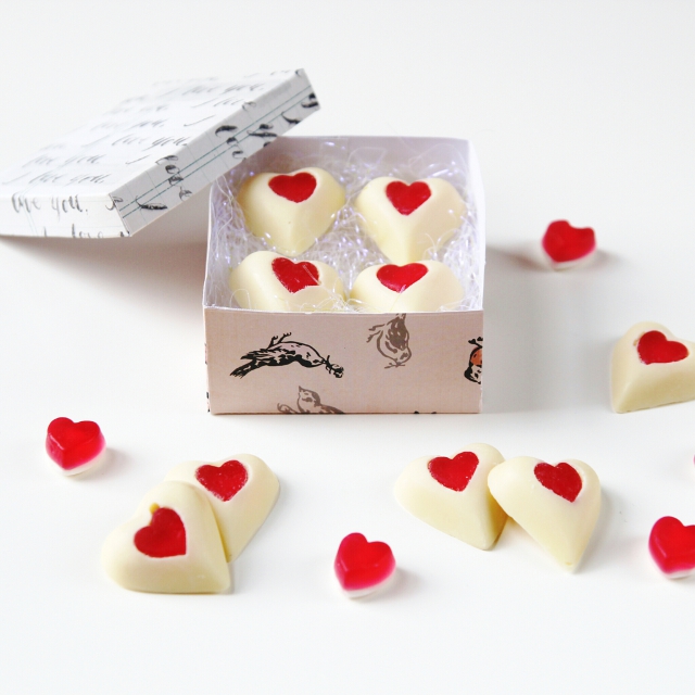 Simple Diy Gift Box with White Chocolate Hearts