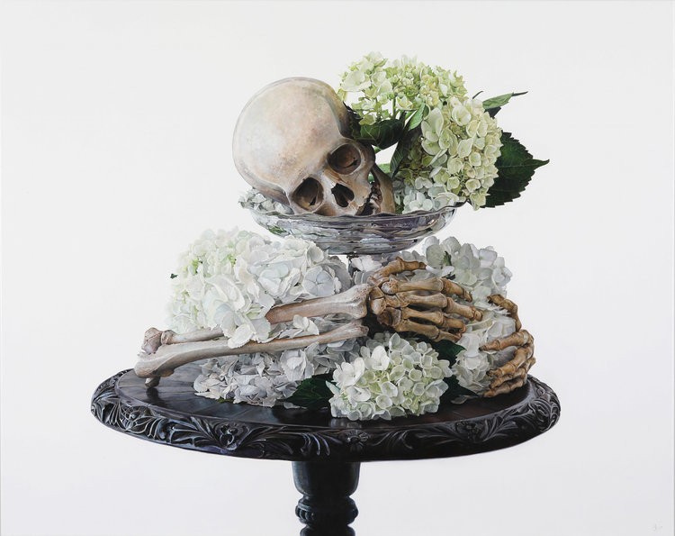  Michael Zavros  Skull with Hydrangea , 2017 oil on canvas, 80 x 105 cm 