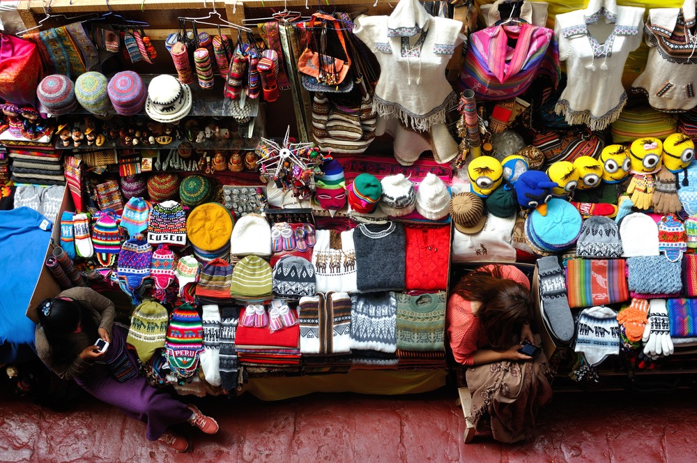 tourist shop cusco
