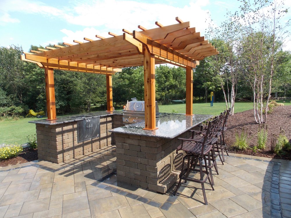 Plan the Perfect Outdoor Kitchen, Hudson Valley Style-Landworx of NY