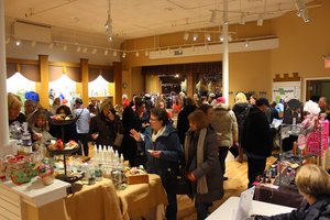 2019 Mixin Mingle Market at Woodstock Ladies Night Out