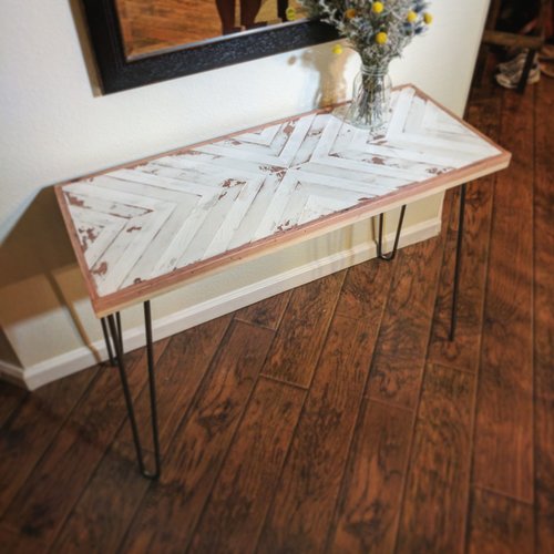 Geometric Entry Table with Hairpin Legs