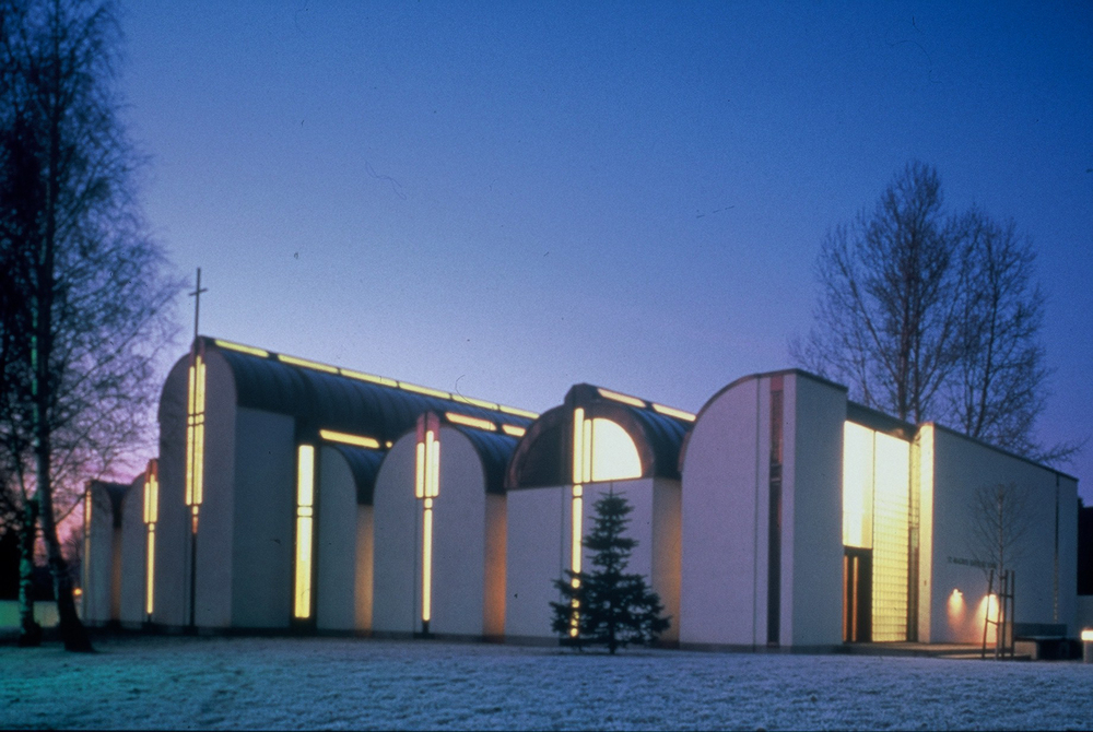 St. Magnus kirke, Lillestrøm. Arkitekt: Lund & Slaatto