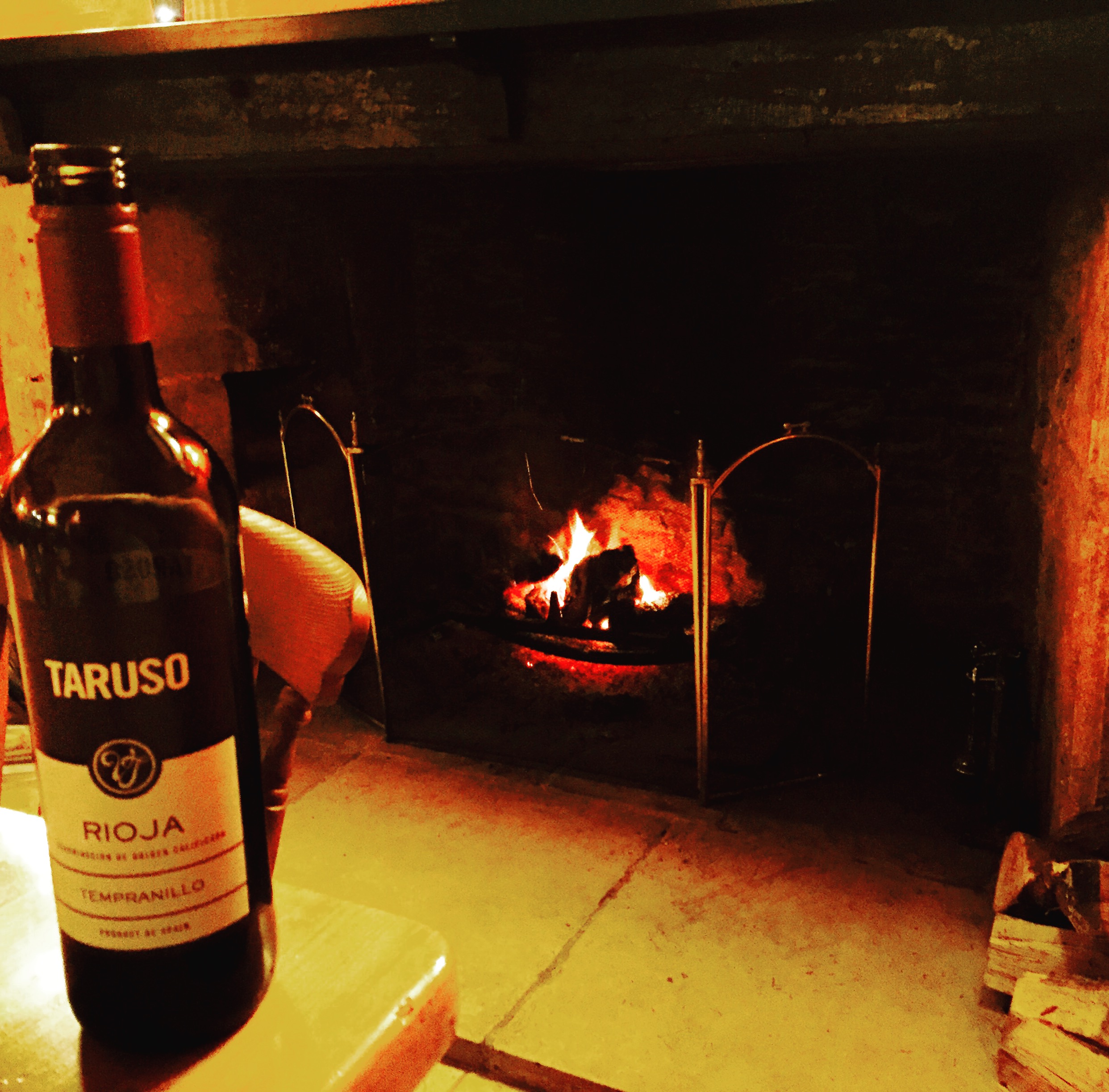  It is hard to leave the fireside at The Slaughters Inn... All pics @jabberingjourno 