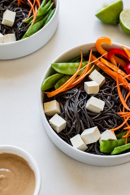 Spiralized Vegetable Noodle Bowls With Peanut Sauce - Domestic Gothess