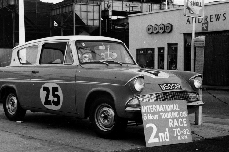 The link with Ford began in 1962 when Alan joined a South Coast Ford dealership, Andrews of Southwick. He soon revitalised the sales side of things and then began an Andrews racing operation.
