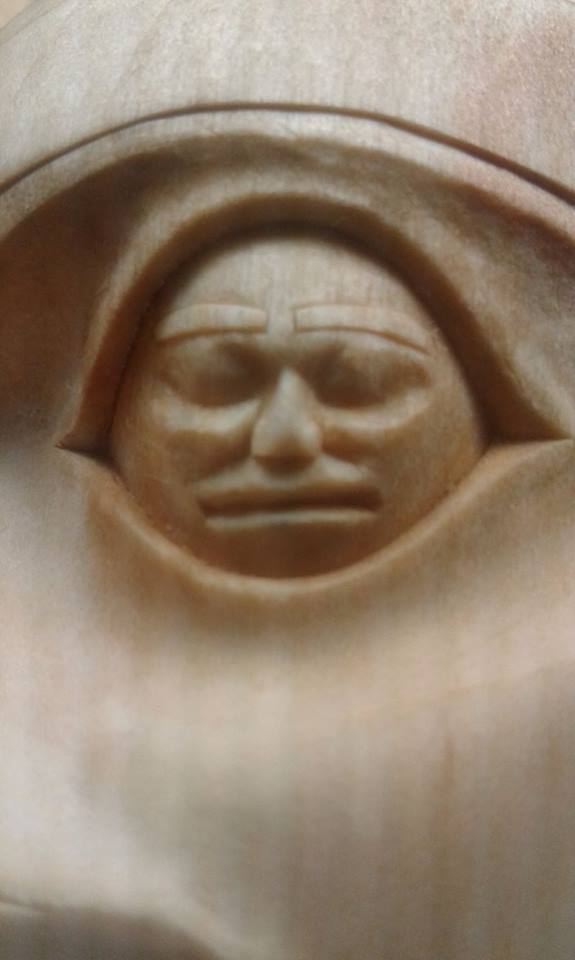 A close-up of detailed carving within the eyes.&nbsp;