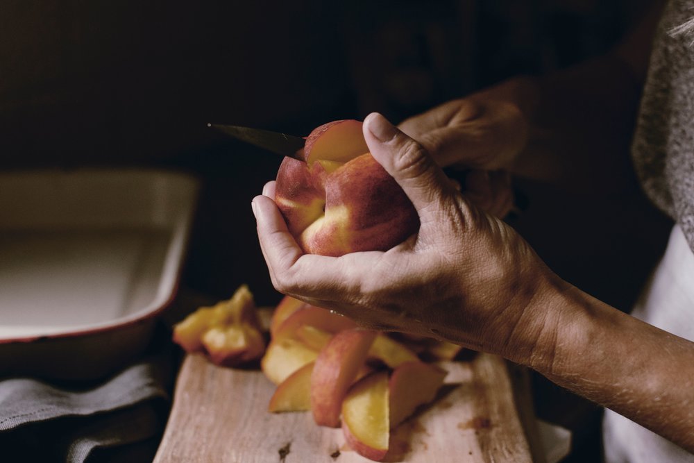 how to make a peach cobbler