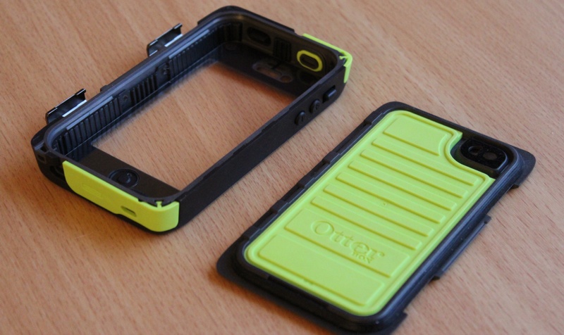 OtterBox Armor Series Case for iPhone 4/4S Review - Slinky ...