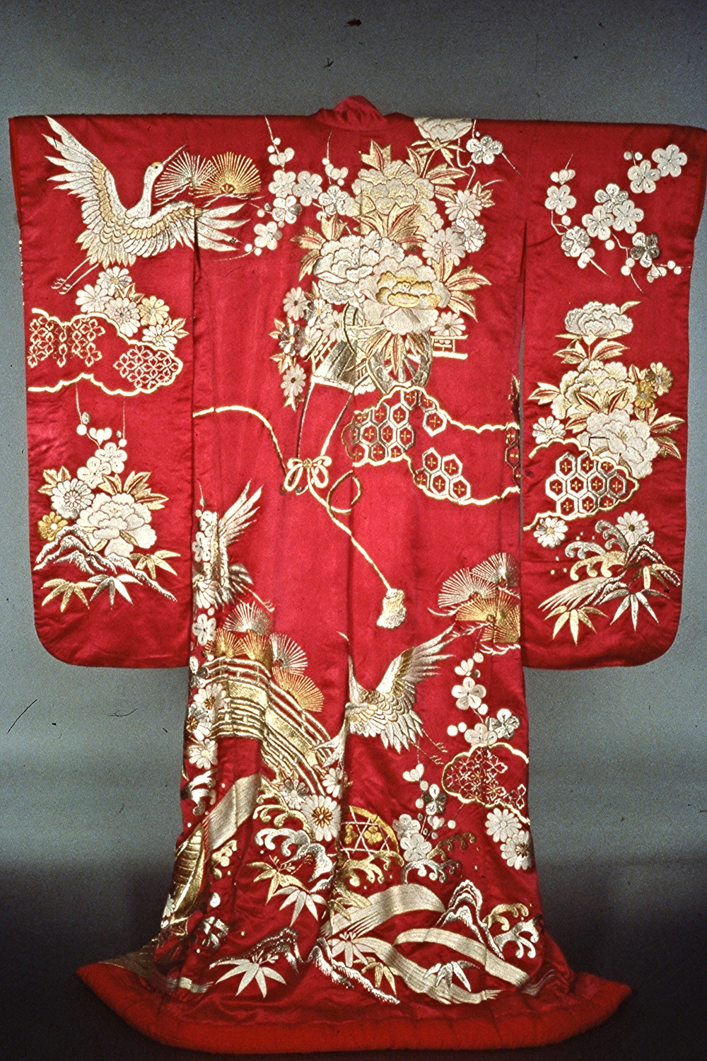 Japanese Kimonos: Traditional Motifs — BLAIR-MURRAH