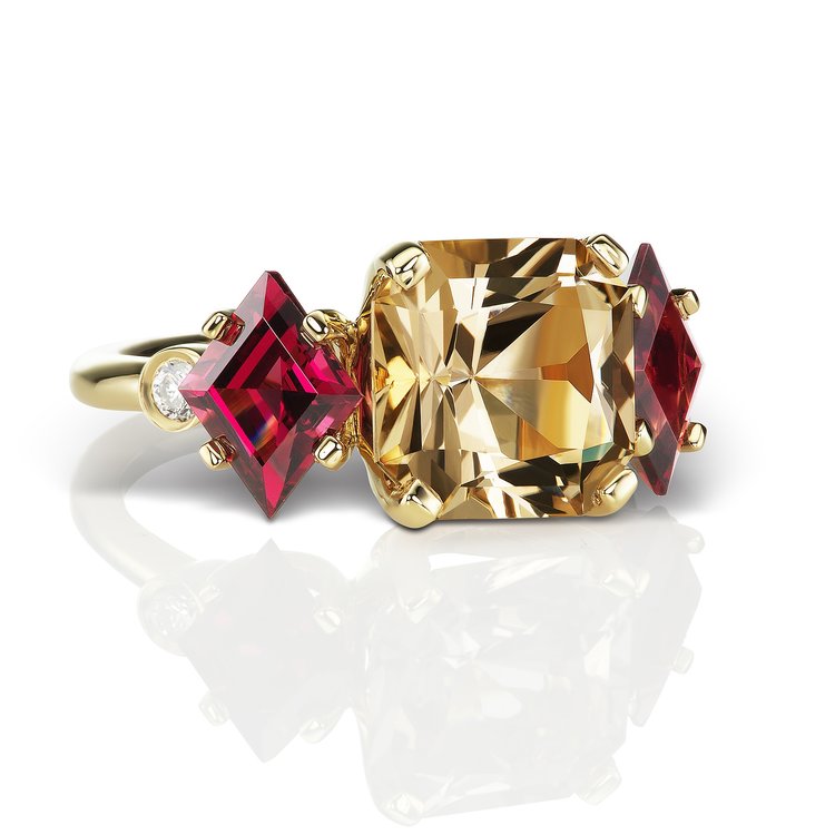 Jane Taylor Jewelry - Cirque Collection The Jester ring with quartz, garnet and diamonds in yellow gold