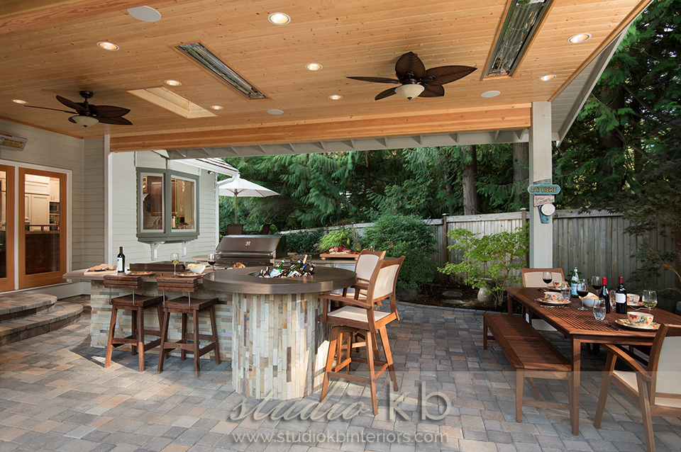 Redmond outdoor kitchen1 copy.jpg