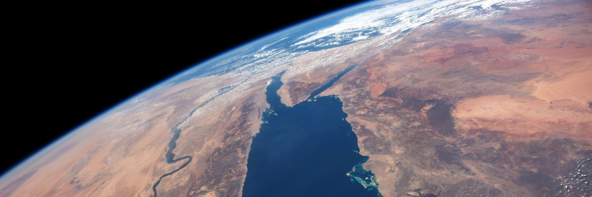 Fostering a New Electrical energy System for the Gulf, the Purple Sea, and the Mediterranean — Bourse & Bazaar Foundation
