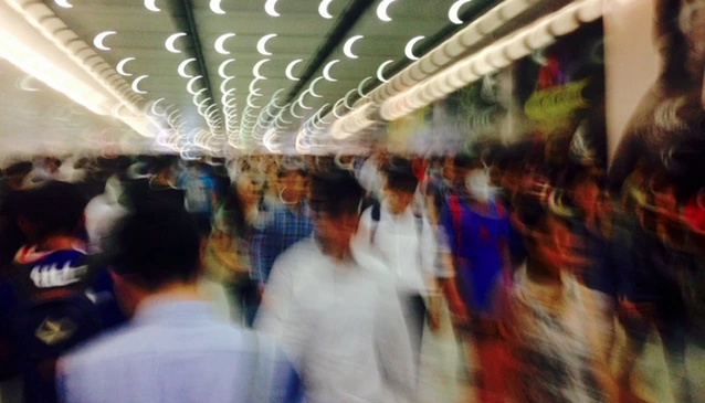 Hong Kong, population 7.188 million - central station