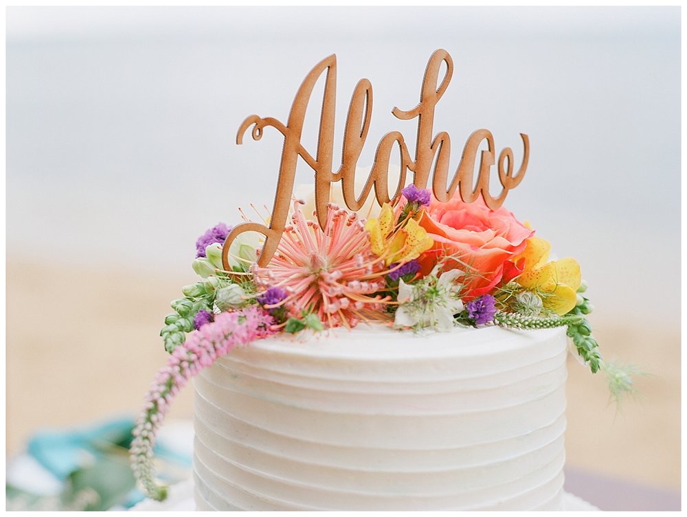 Kauai-North-shore-anini-beach-wedding-bridal-session-photography-by-kauai-wedding-family-photographer-mami-wyckoff-2017_0390.jpg
