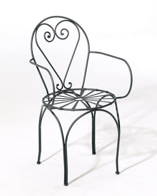 iron chair with heart design