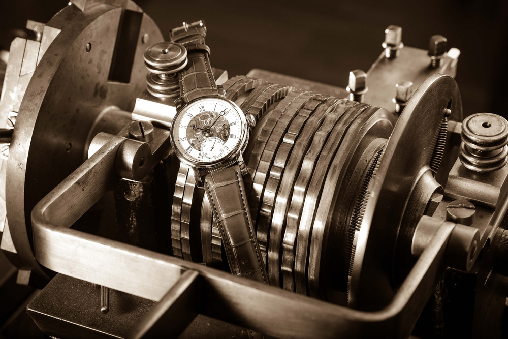 V6 Factory Cartier Ballon Replica Watch With Diamonds