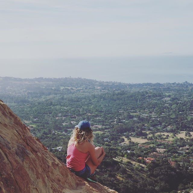 Overlooking Santa Barbara and ocean abyss 🌊