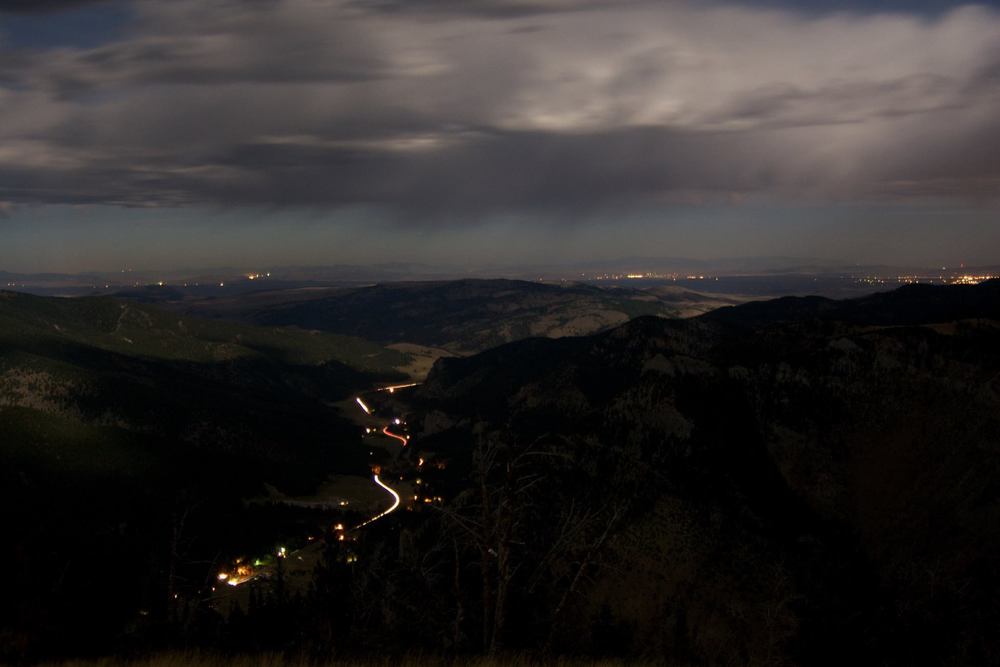 Hwy 191 from the Garnet Mtn Lookout / Photo Credit : Ben Prager