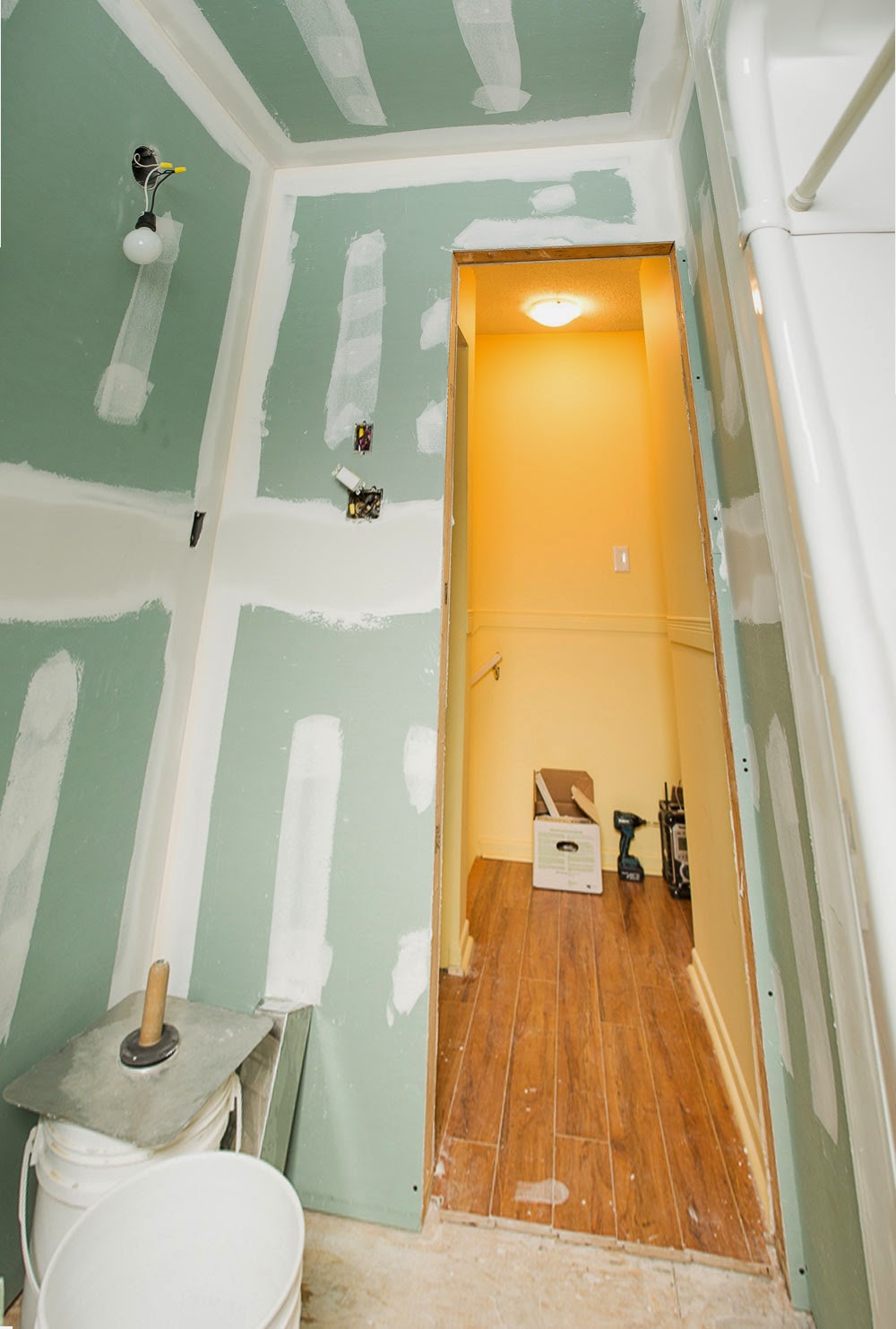 Carpentry Owen Sound Durham Grey County Bathroom Renovation Drywall Taping Painting Flooring Plumbing Renovation