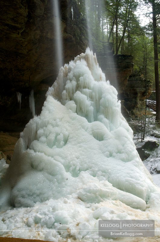 Ash Cave waterfall frozen