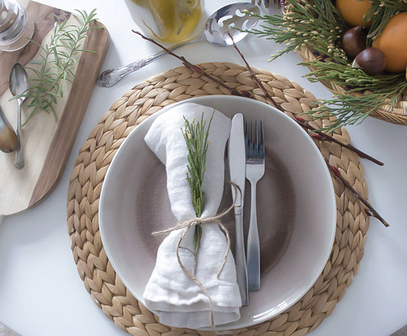 natural, budget friendly holiday table ideas
