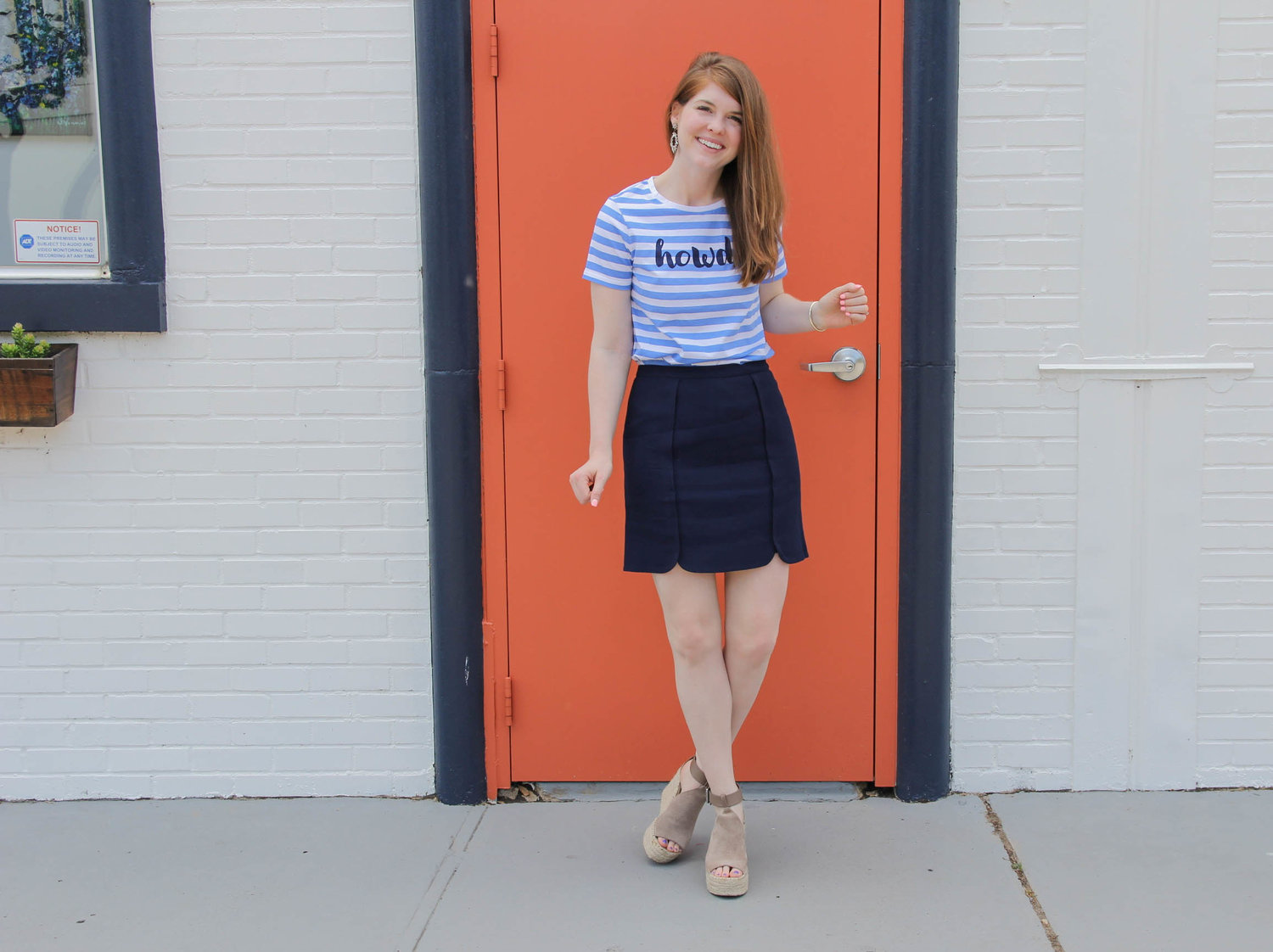 The Art of Versatility: Navy Skirt 3 Ways | LMents of Style | Fashion ...