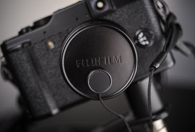 A lens keeper is the perfect accessory for the Fujifilm X10