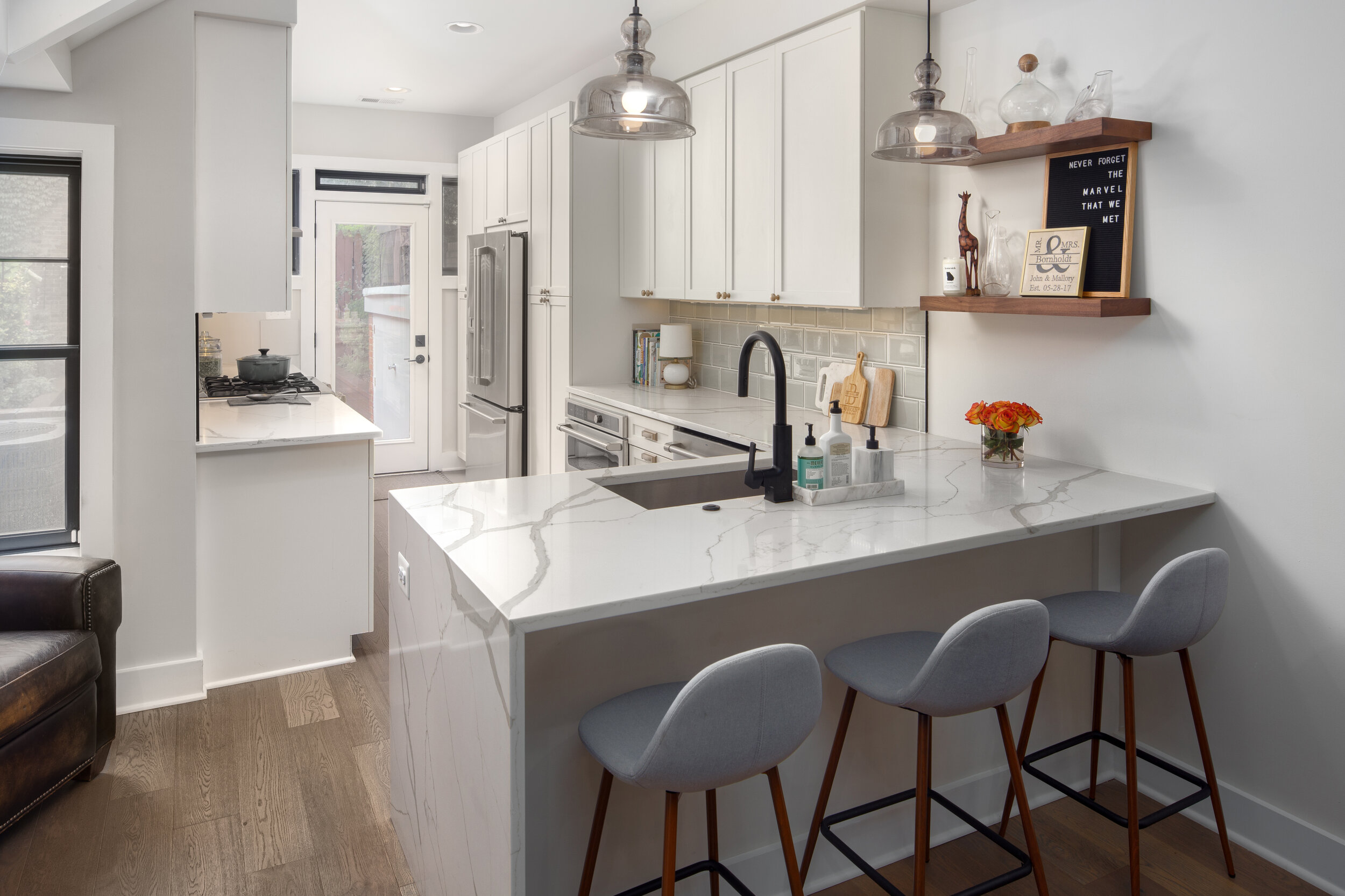All You Need To Know About Quartz Countertops Moore Construction