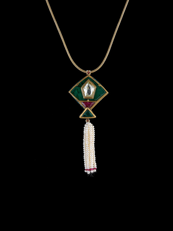  Emerald Pendant with Diamonds and Ruby’s 