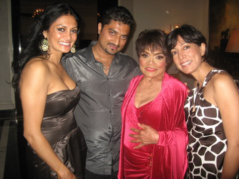  Donna D’Cruz, Hanut Singh, Eartha Kitt and Malini Ramani 