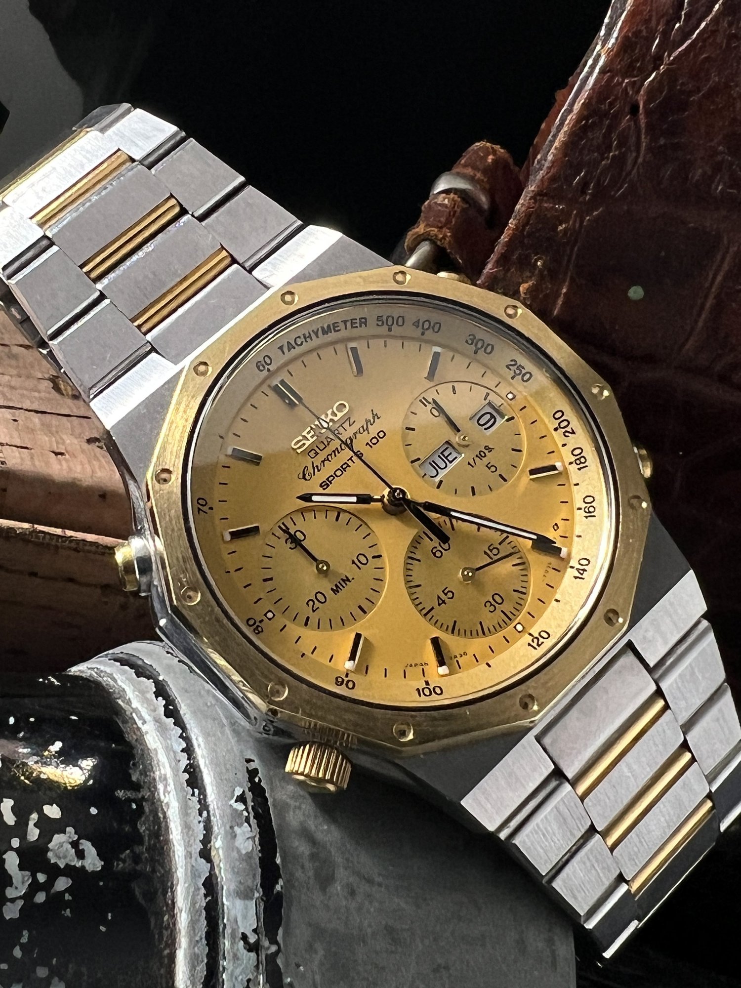 Seiko Chronograph “Royal Oak” Sports 100 — Cool Vintage Watches