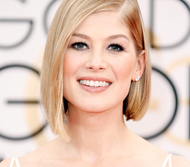 Get the Look: Rosamund Pike at the 2015 Golden Globes