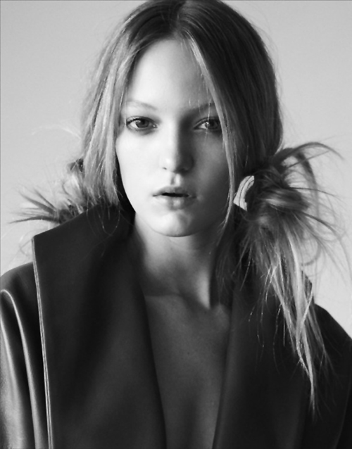 Theres Alexandersson | Manolo Campion | Studio Shoot — Anne of Carversville