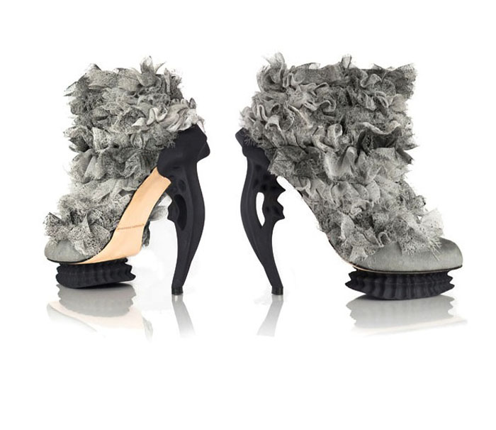 Anastasia Radevich Designs Pure Artistry Shoes That Communicate Organic ...