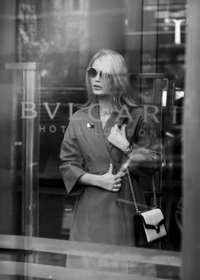 Lady Kitty Spencer Debuts Bulgari Summer 2018 Campaign As UK Brand ...