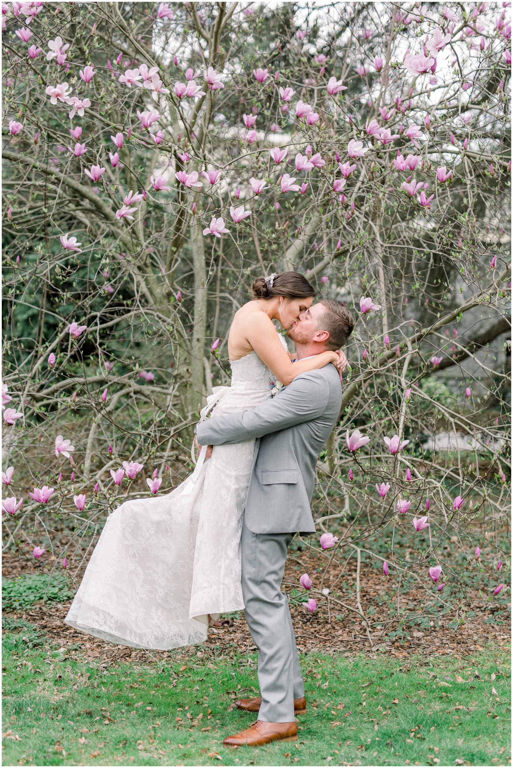 Krista Brackin Photography | April Wedding at The Carriage House at Rockwood Park_0089.jpg