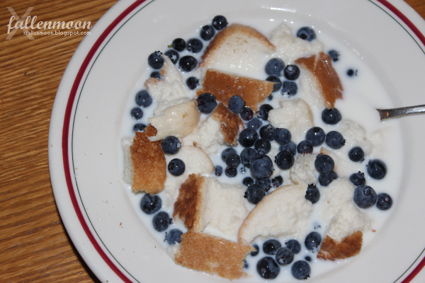 healthy breakfast with blueberries and bread