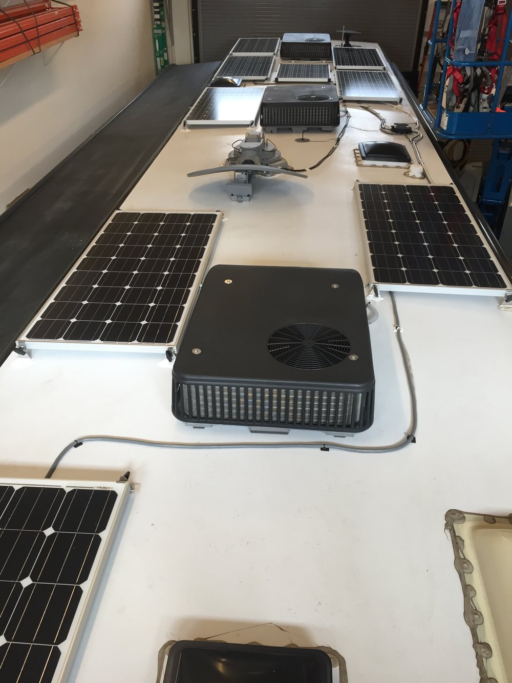 2/03/2017 - 2016 Monaco Diplomat, 44' solar panel wiring alternator 